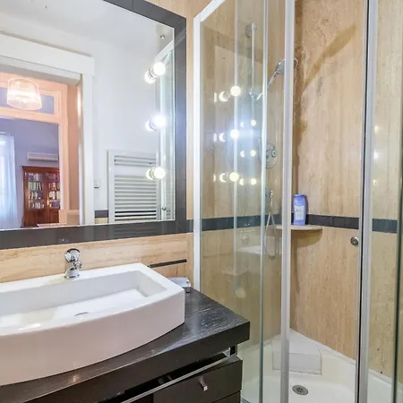 דירה Dea - Boutique Loft In The Center בארי