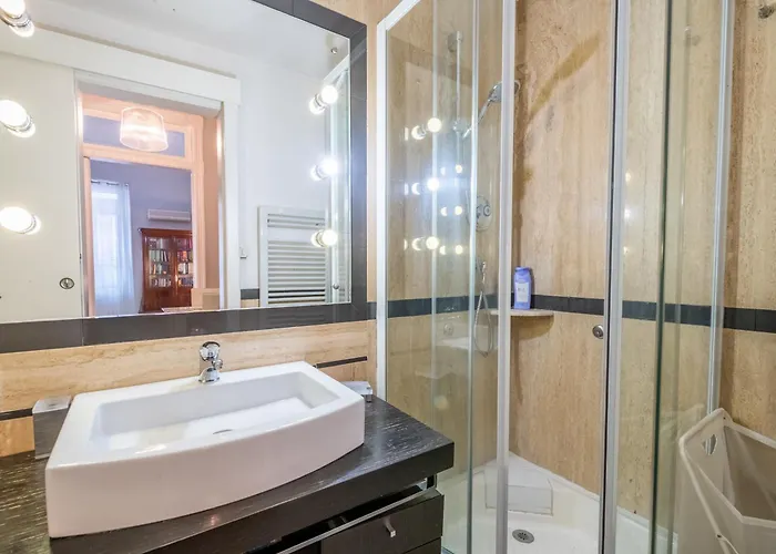 Appartement Dea - Boutique Loft In The Center Bari